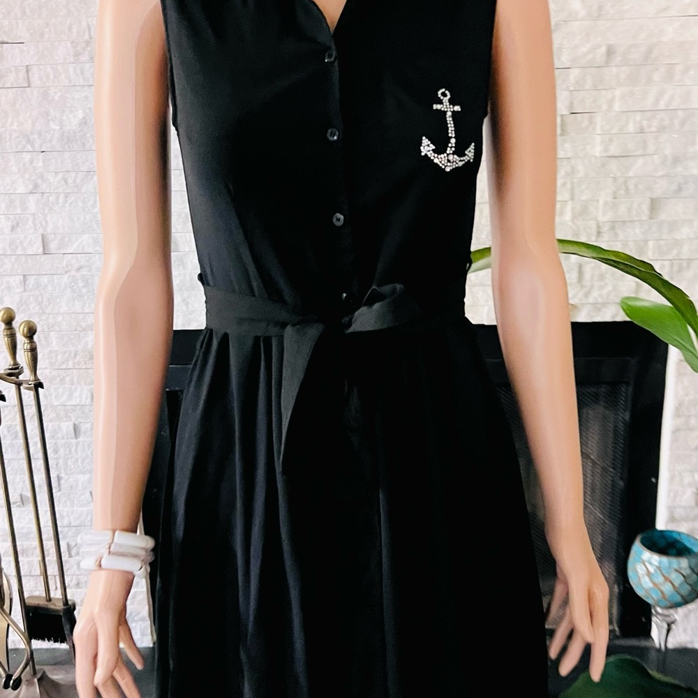 COPY - Gardrobe Sale!!! I am selling my navy  Cocktail Dress ❤️💄